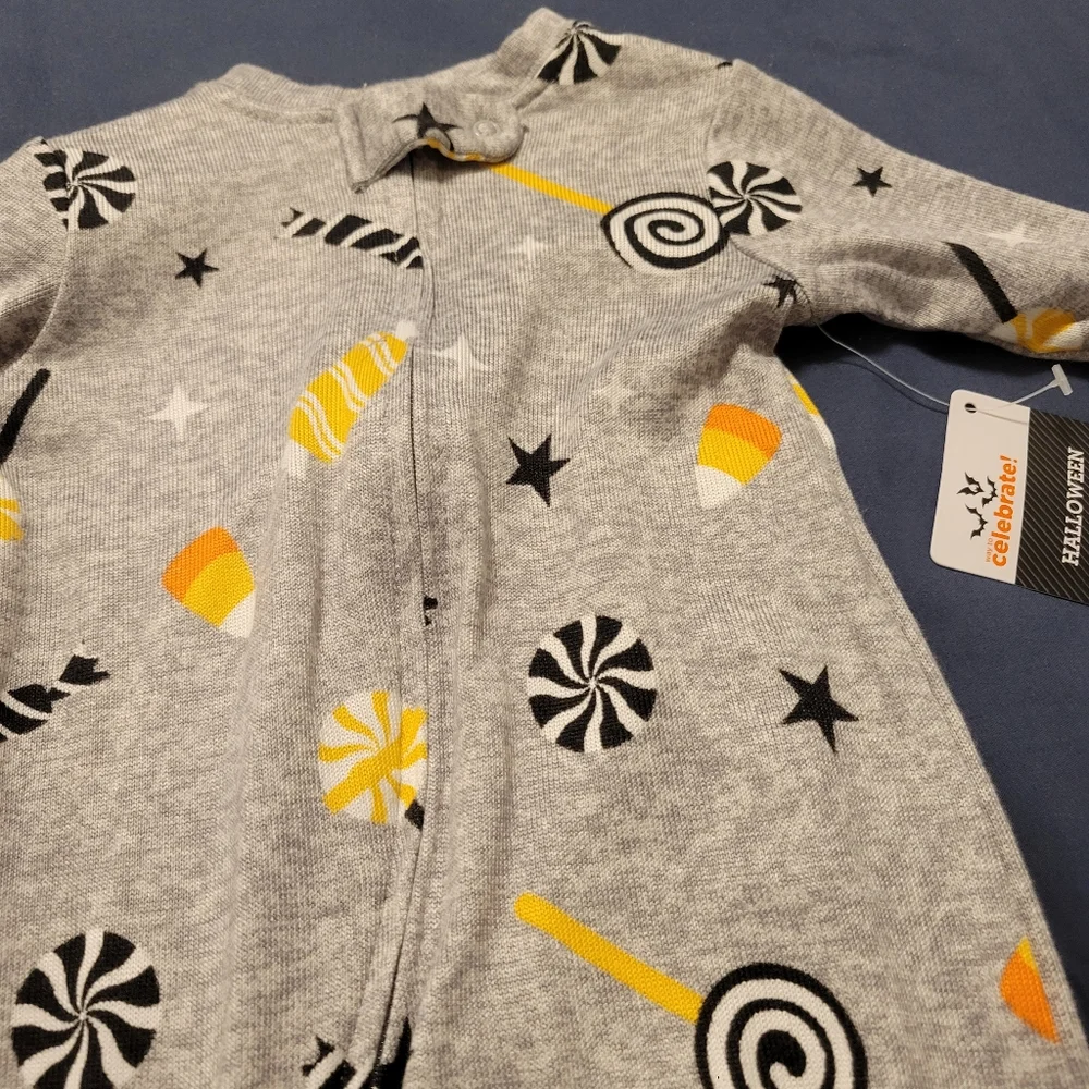 Celebrate it halloween footie bodysuit 3-6month infants